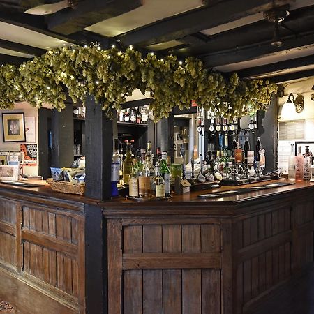 The Old Black Lion Hay-On-Wye Buitenkant foto