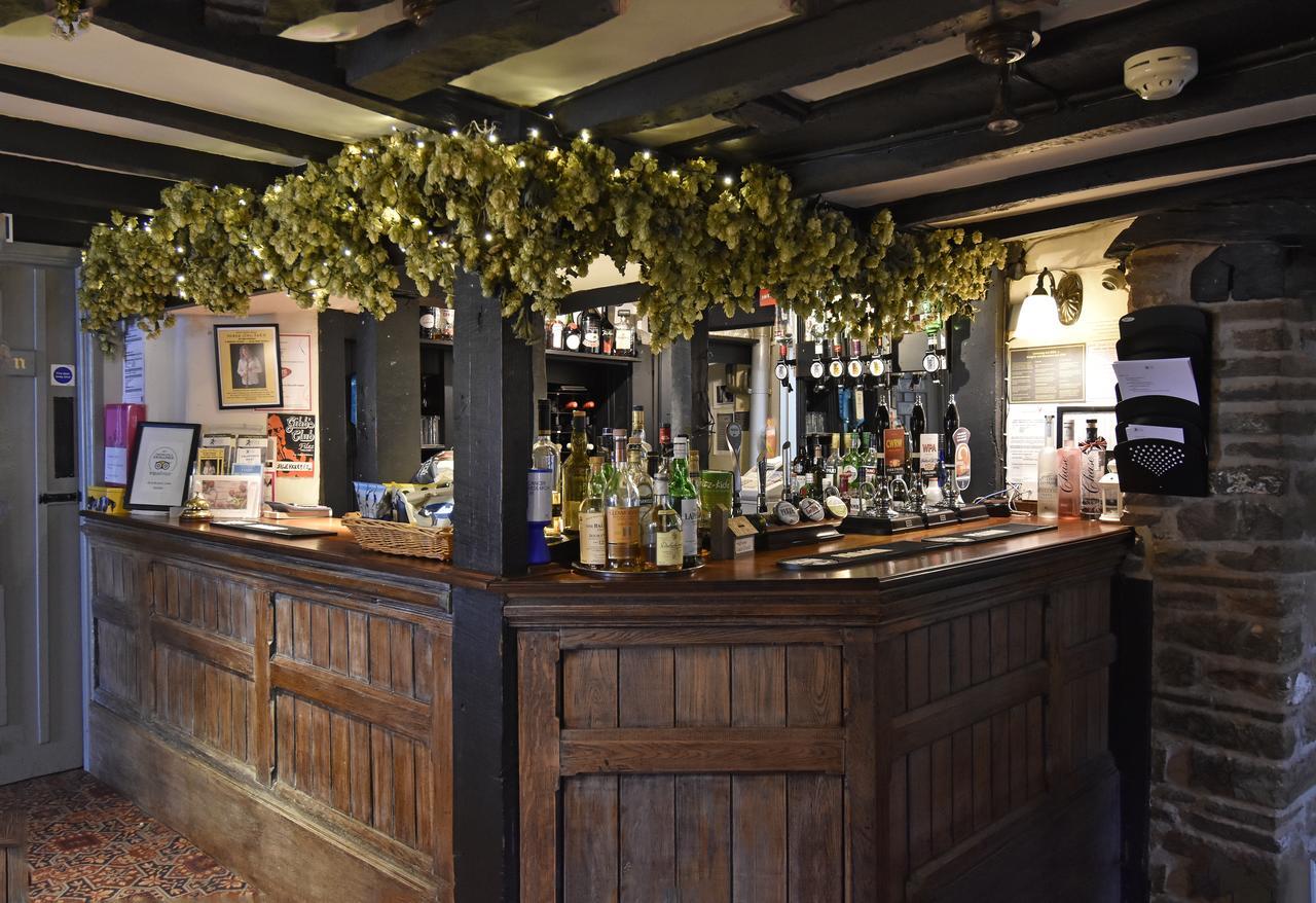 The Old Black Lion Hay-On-Wye Buitenkant foto